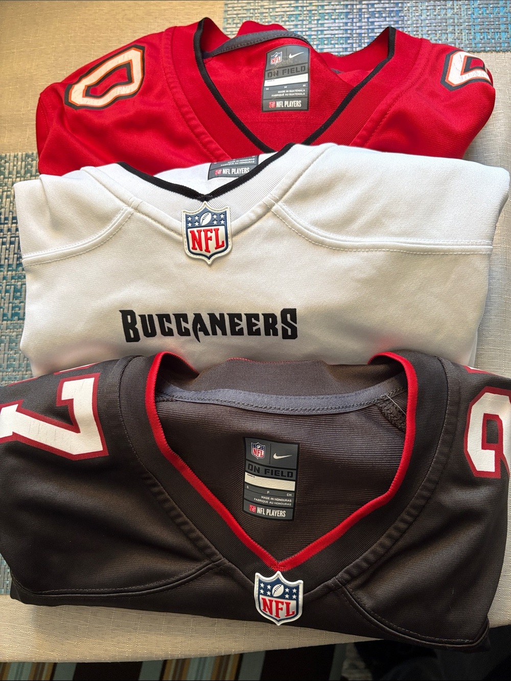 Nike Buccaneers 3 Jersey Set - Red, White, Black